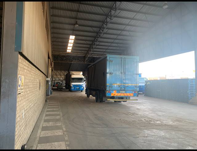 4,082M² WAREHOUSE FOR SALE IN MEISIES HALT